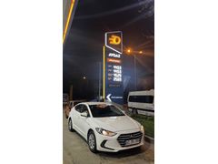 İLK Sahibinden Hatasız-Boyasız-Tramersiz Hyundai Elantra 1.6 D-CVVT Style 2017 Model  45.000 km Beyaz