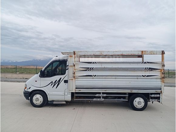 Yeni Muayeneli Renault Master 2.8 DTi Aksaray
