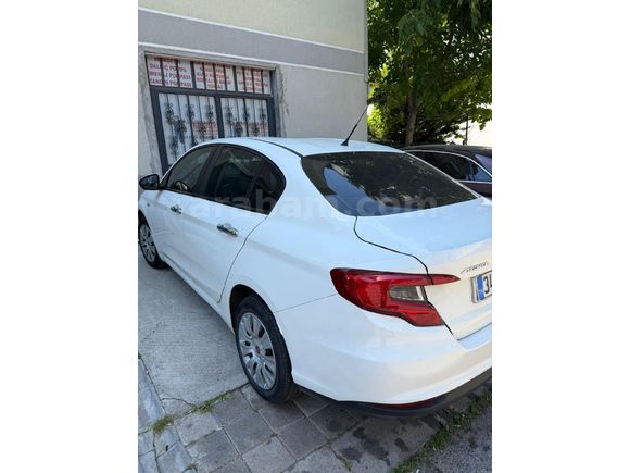 İlk SHB Fiat Egea 1.4 Fire Easy 2017 Model  107800 Beyaz Benzin LPG