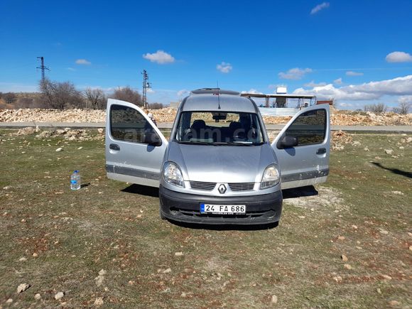 Sahibinden Renault Kangoo Multix 1.5 dCi Authentique 2010 Model
