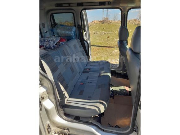 Sahibinden Renault Kangoo Multix 1.5 dCi Authentique 2010 Model