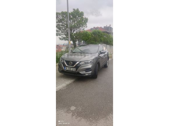 Öğretmenden satılık Nissan Qashqai Orjinal 2018 model 93 000 Km.
