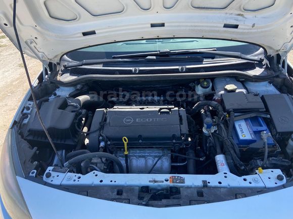 Sahibinden Opel Astra 1.6 Edition 2016 Model  126.000 km Beyaz