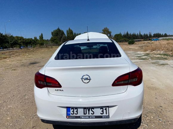 Sahibinden Opel Astra 1.6 Edition 2016 Model  126.000 km Beyaz