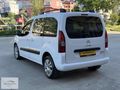 HATASIZ-2013-BERLİNGO-1.6 HDI-113.000 KM-BOYASIZ-CAM TAVAN