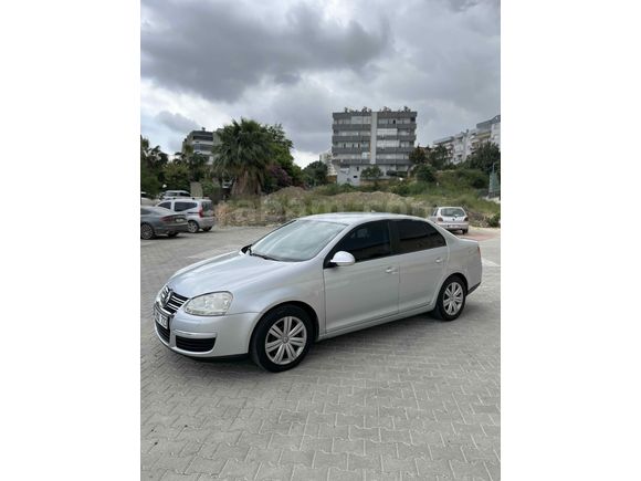  Volkswagen Jetta 1.6   102hp 1 PARÇA BOYALI 