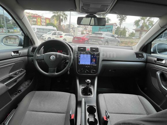  Volkswagen Jetta 1.6   102hp 1 PARÇA BOYALI 
