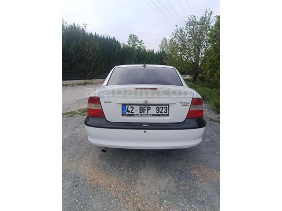 Galeriden Opel Vectra 2.0 GLS 1996 Model Konya