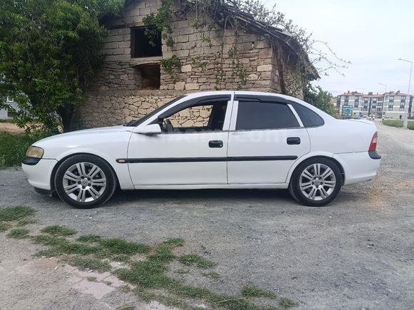 Galeriden Opel Vectra 2.0 GLS 1996 Model Konya