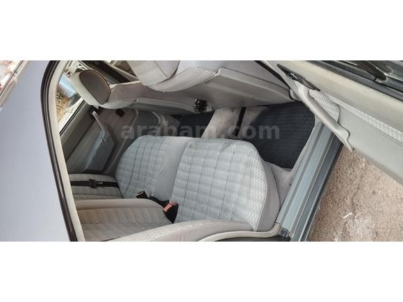 Sahibinden Mercedes - Benz 190 E 2.0 1989 Model