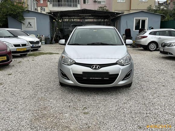 AS OTOMOTİV DEN 2014 HYUNDAİ İ20 1.4 CRDİ JUMP ORJ 137.000 KMDE