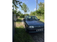 Sahibinden Renault R 9 1.4 Broadway RL 2000 Model  390.000 km Mavi