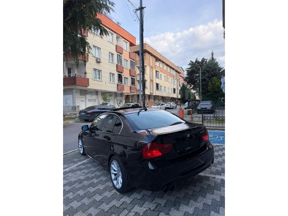 SANDROOFLU E90 MAKYAJLI KASA