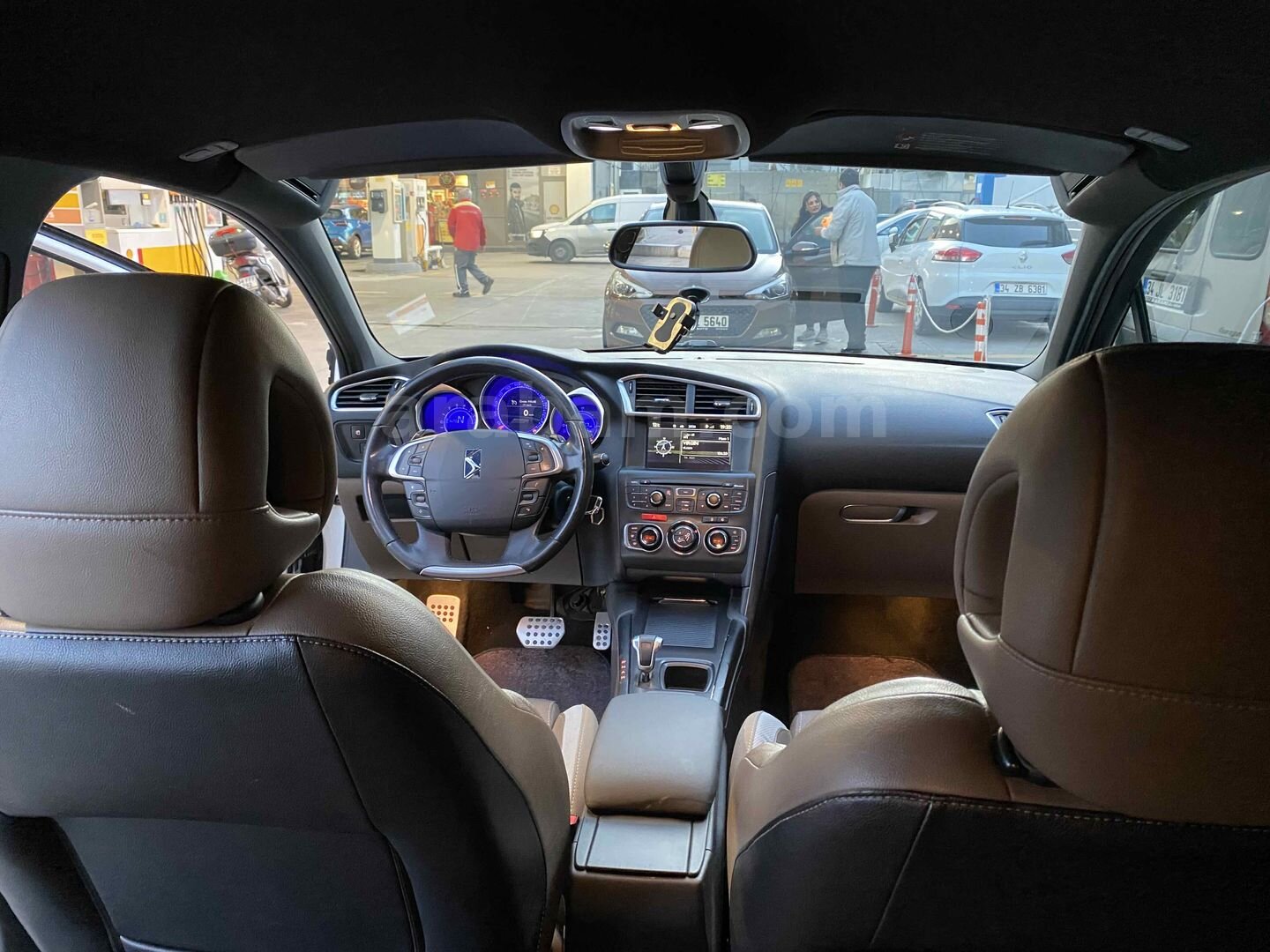 Sahibinden DS Automobiles DS4 1.6 e-HDi D-Sport 2012 Model İstanbul 90.000 km Beyaz 7