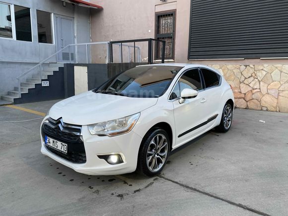 DS4 1.6 e-HDi D-Sport 2012 Model  DÜŞÜK KM.
