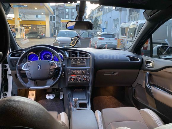 DS4 1.6 e-HDi D-Sport 2012 Model  DÜŞÜK KM.