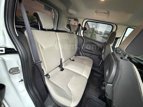 Galeriden Ford Tourneo Courier 1.6 TDCi Titanium Plus 2016 Model Afyonkarahisar