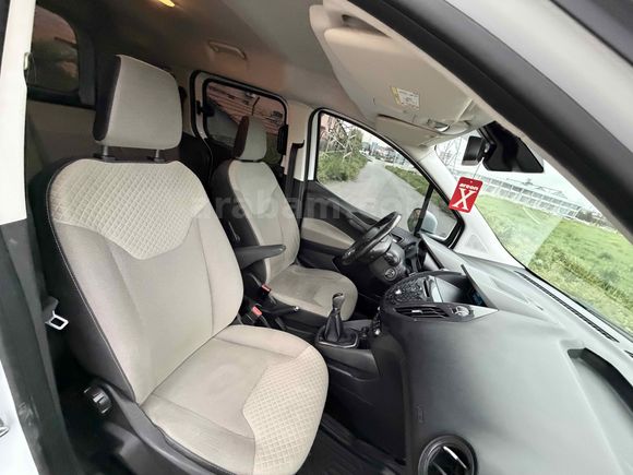 Galeriden Ford Tourneo Courier 1.6 TDCi Titanium Plus 2016 Model Afyonkarahisar