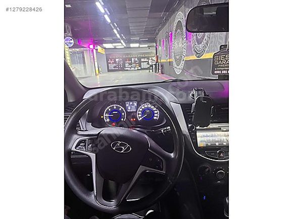 Sahibinden Hyundai Accent Blue 1.6 CRDI Mode Plus 2015 Model 