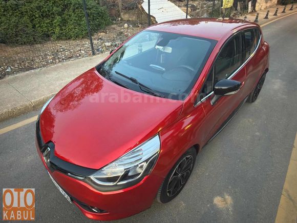 RENAULT CLİO OTOMATİK 180 KM TESLA EKRAN ÇELİK JANT
