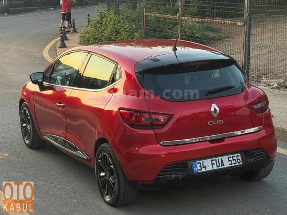 RENAULT CLİO OTOMATİK 180 KM TESLA EKRAN ÇELİK JANT