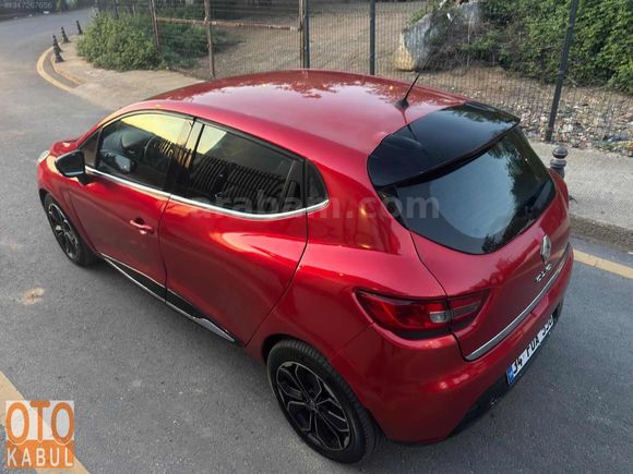 RENAULT CLİO OTOMATİK 180 KM TESLA EKRAN ÇELİK JANT