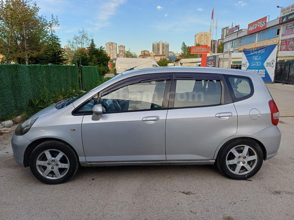 Sahibinden Honda Jazz 1.4 ES 2003 Model