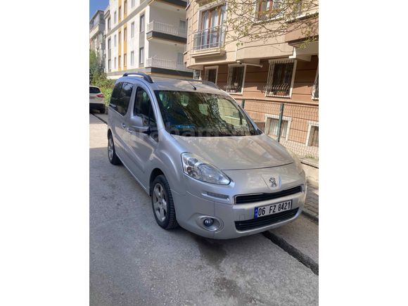 Sahibinden Peugeot Partner 1.6 HDI Allure 2014 Model 