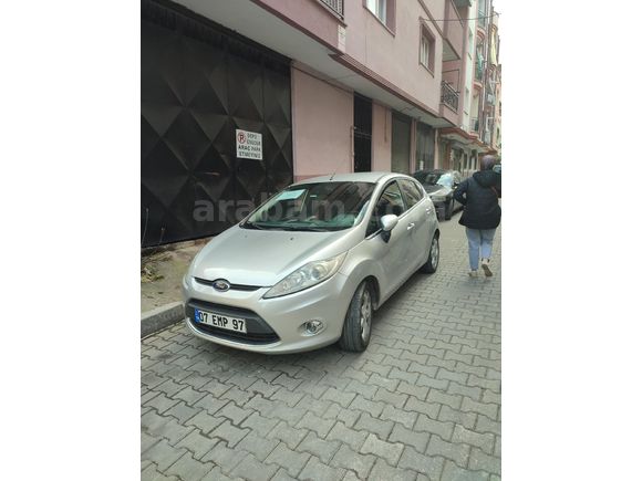 Sahibinden Ford Fiesta 1.4 TDCi Titanium 2011 Model