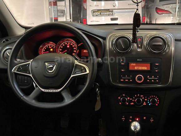 Galeriden Dacia Sandero 1.5 dCi Stepway 2018 Model Antalya