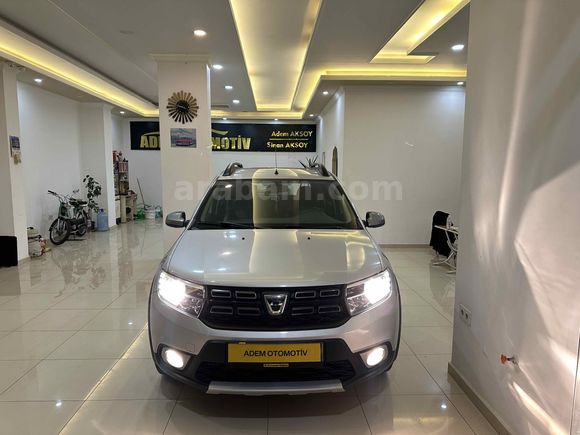 Galeriden Dacia Sandero 1.5 dCi Stepway 2018 Model Antalya
