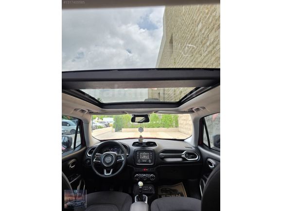 ÖZER MOTORS RENT A CAR'DAN KİRALIK JEEP