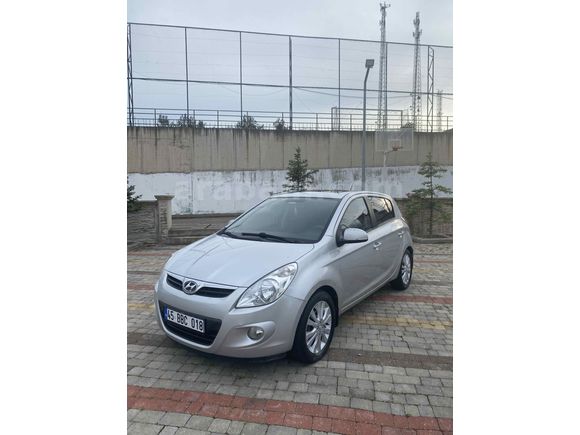 Sahibinden Hyundai i20 Troy 1.4 CVVT Prime 2011 Model 