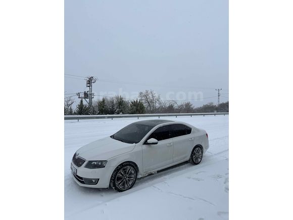 Memurdan Emsalsiz Octavia Cam Tavanlı 18.Jantlı