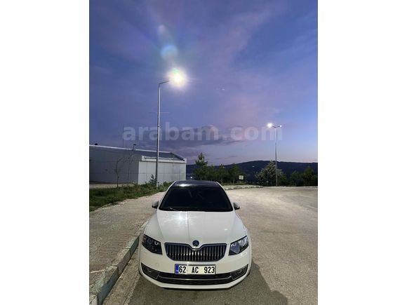 Memurdan Emsalsiz Octavia Cam Tavanlı 18.Jantlı