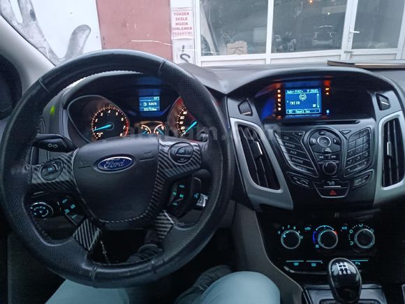 Sahibinden Ford Focus 1.6 Ti-VCT Style Plus 2011 Model
