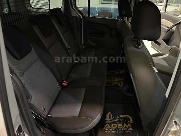 Galeriden Renault Kangoo Multix 1.5 dCi Extreme 2015 Model Antalya