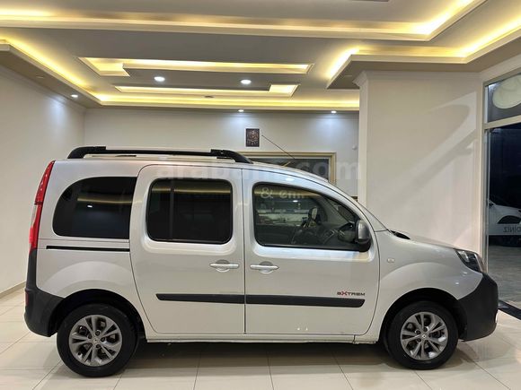 Galeriden Renault Kangoo Multix 1.5 dCi Extreme 2015 Model Antalya