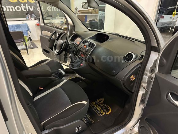 Galeriden Renault Kangoo Multix 1.5 dCi Extreme 2015 Model Antalya