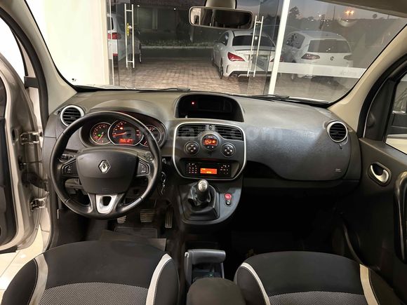 Galeriden Renault Kangoo Multix 1.5 dCi Extreme 2015 Model Antalya