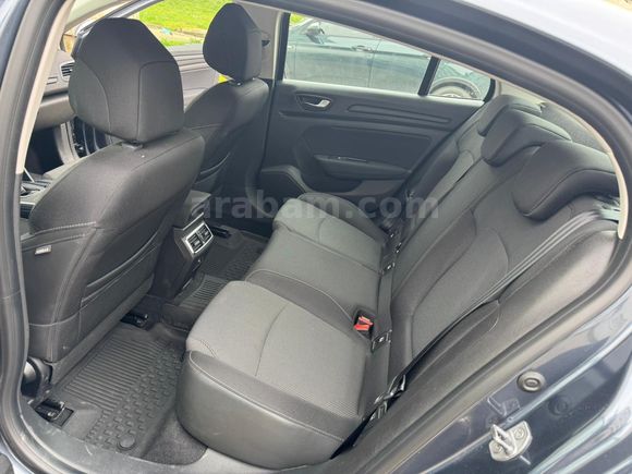 Sahibinden Renault Megane 1.3 TCe Touch 2025 Model