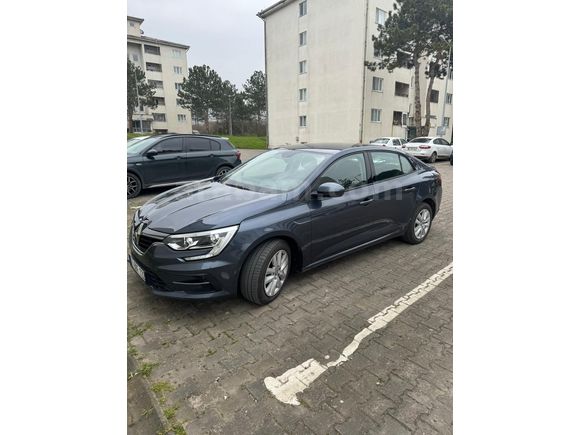 Sahibinden Renault Megane 1.3 TCe Touch 2025 Model