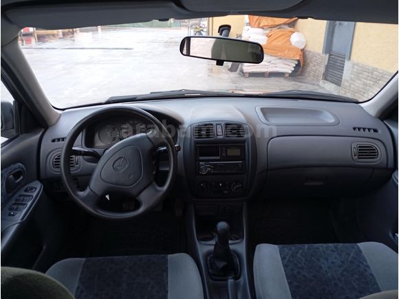 Sahibinden Mazda 323 1.5 1999 Model