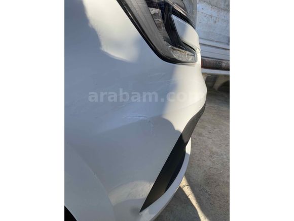 Sahibinden Renault Megane 1.3 TCe Joy 2021 Model İzmir 38.600 km Beyaz