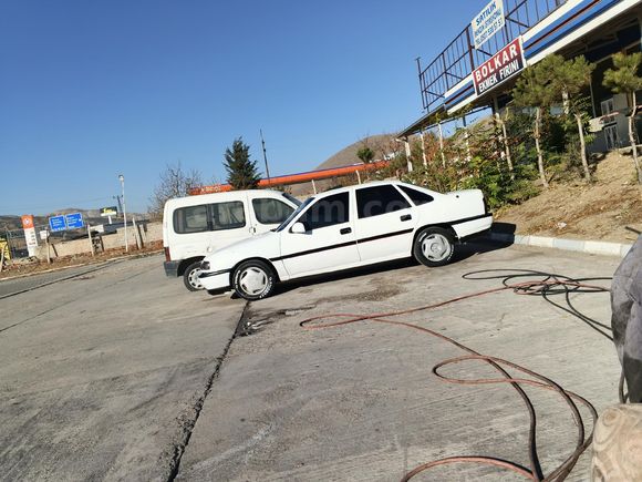 Sahibinden Opel Vectra 1.8 GL 1991 Model