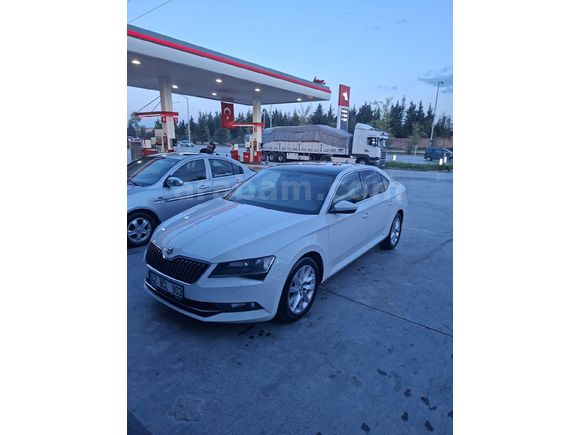 Sahibinden Skoda SuperB 1.5 TSI Style 2018 Model