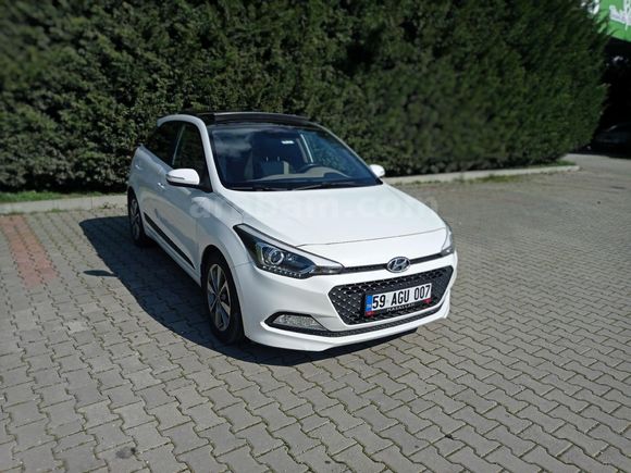 Sahibinden Hyundai i20 1.4 CRDi Elite 2016 Model
