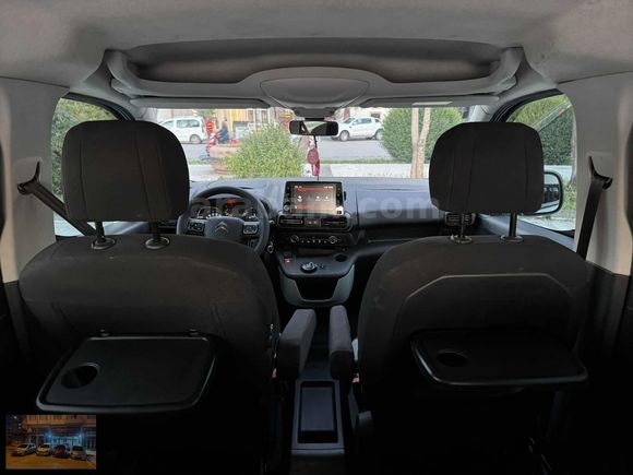 2021 BERLİNGO 1.5HDİ OTOMATİK 93KM TERTEMİZ MASRAFSIZ