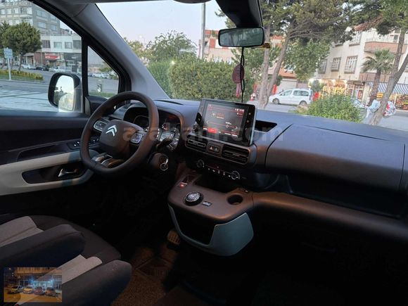 2021 BERLİNGO 1.5HDİ OTOMATİK 93KM TERTEMİZ MASRAFSIZ