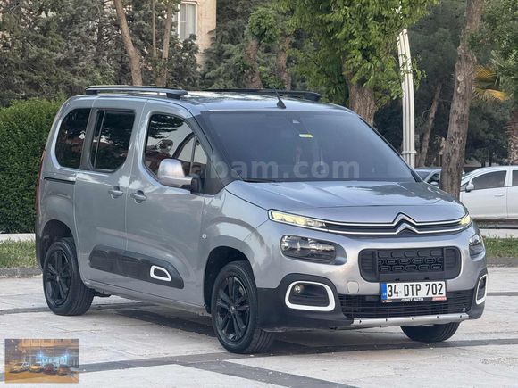 2021 BERLİNGO 1.5HDİ OTOMATİK 93KM TERTEMİZ MASRAFSIZ